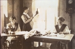 Josefa Elisa Gmür gründet ein Damenschneiderinnen-Atelier